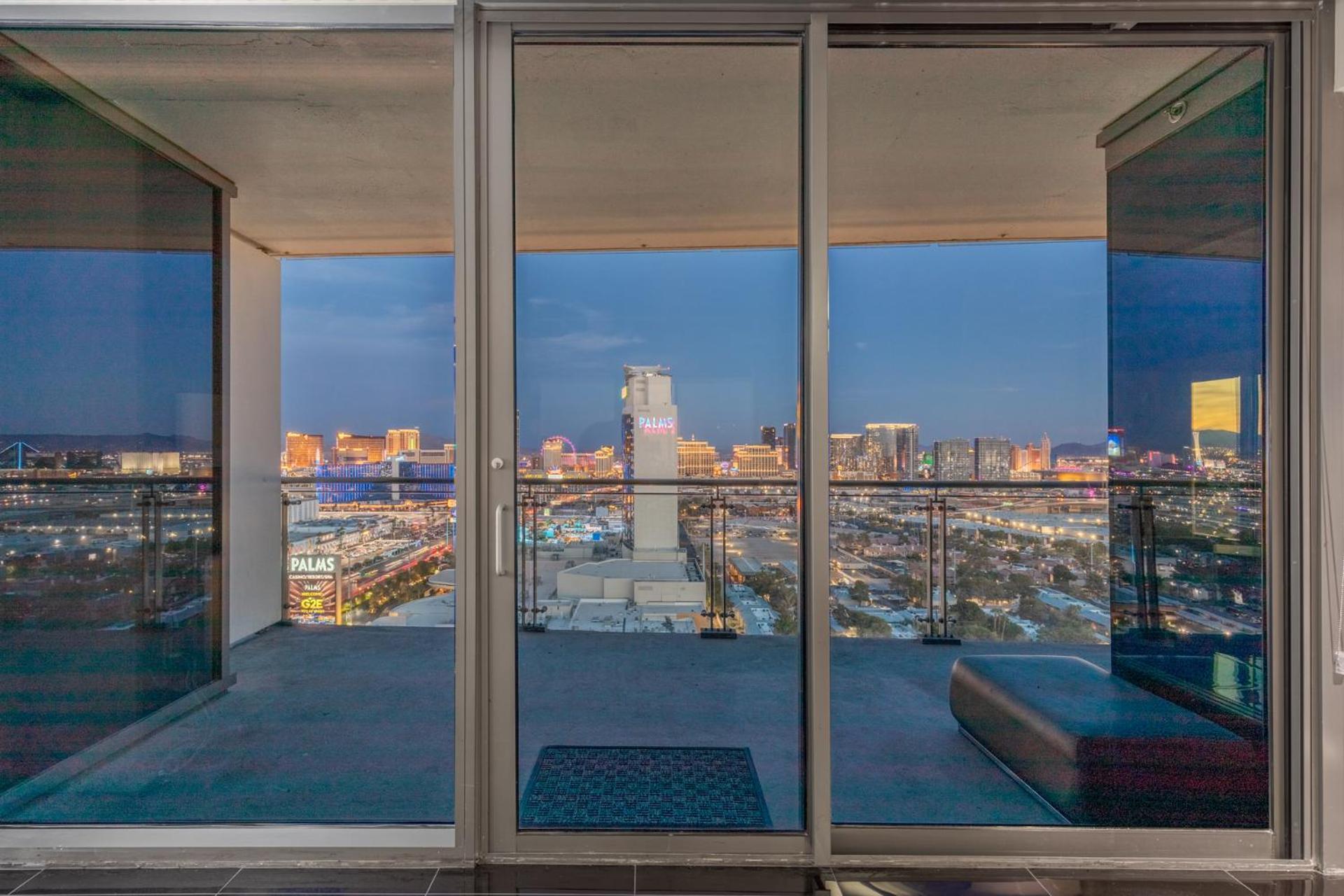 Stripviewsuites At Palms Place Las Vegas Room photo