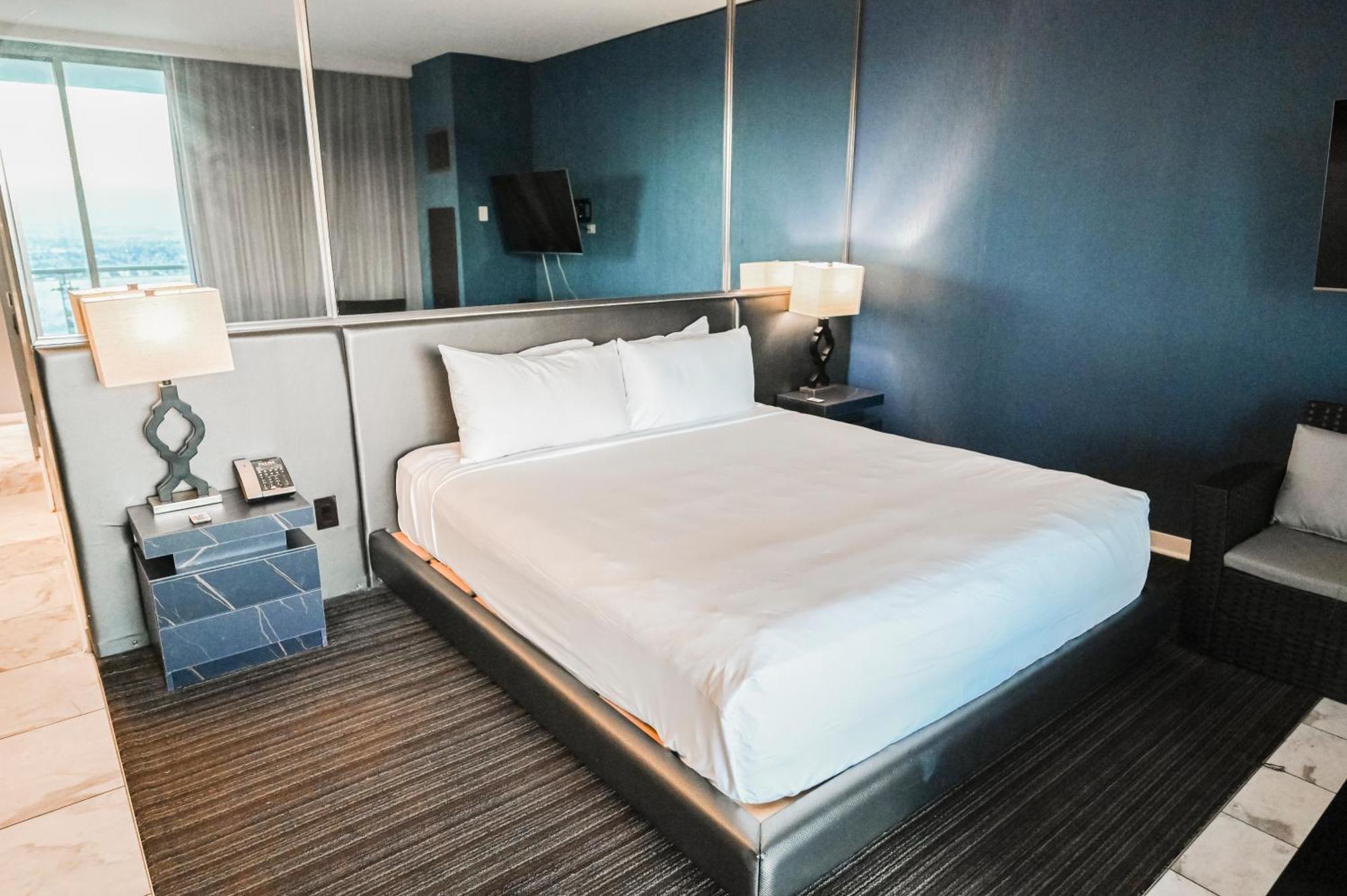 Stripviewsuites At Palms Place Las Vegas Exterior photo